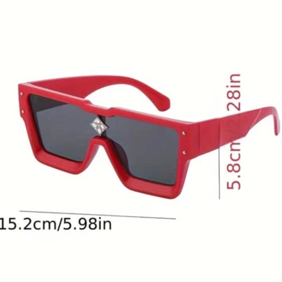 Stilysh glasses 👓 🖤 - Picture 3 of 4